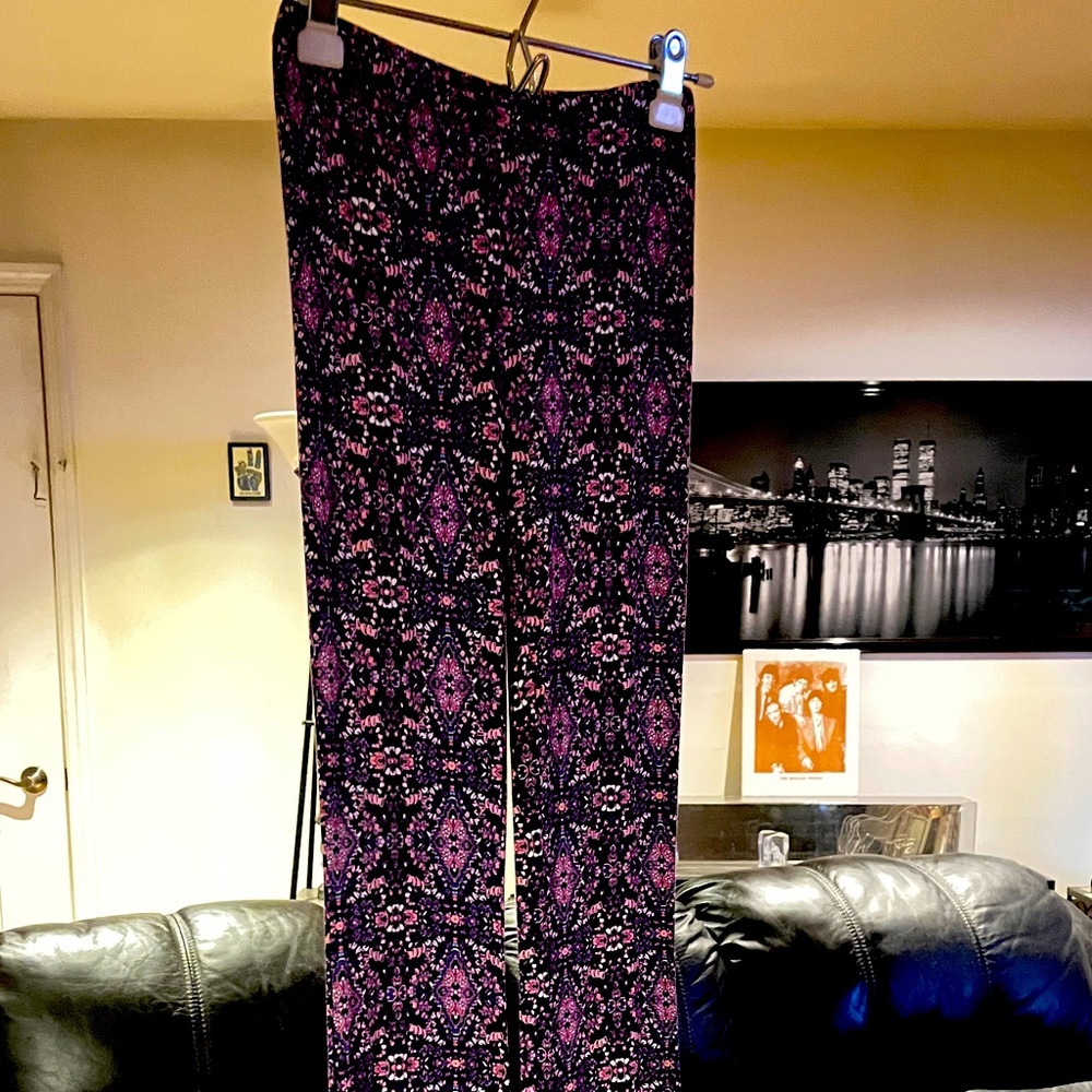 Pink Rose stretch bell pants. Super comfy. Can be worn with many colors.